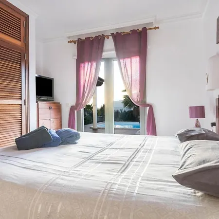 Tania - Independiente Con Piscina Privada Playa Blanca (Lanzarote)